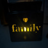 Brûle-parfums Family